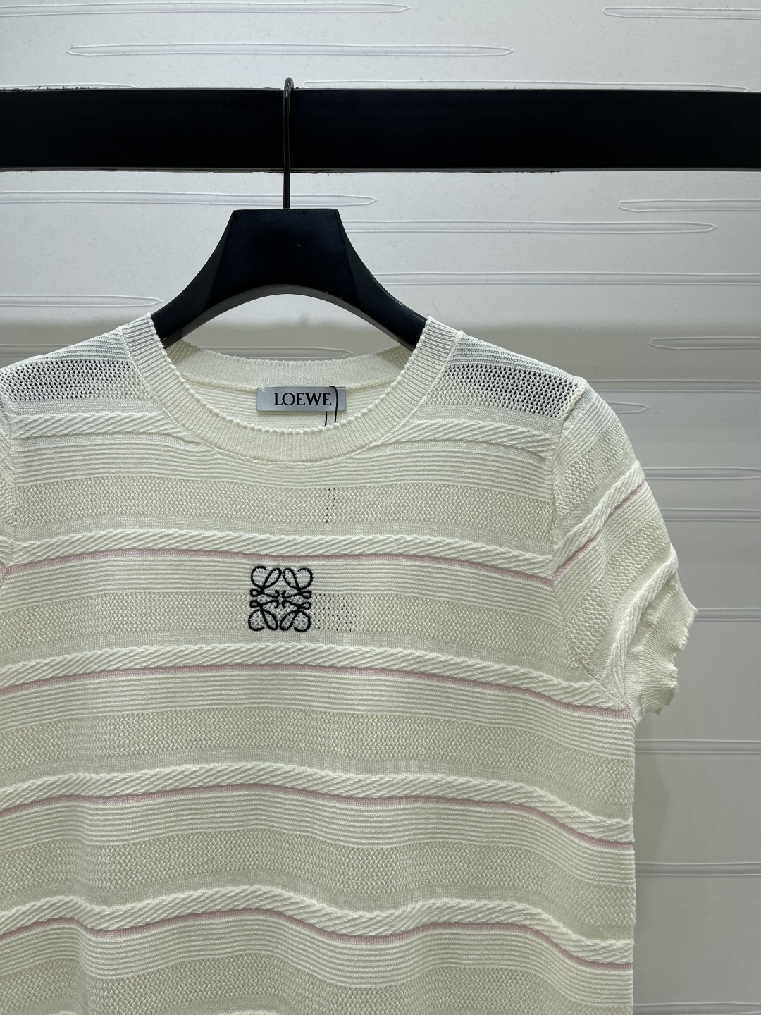 Women's short sleeves